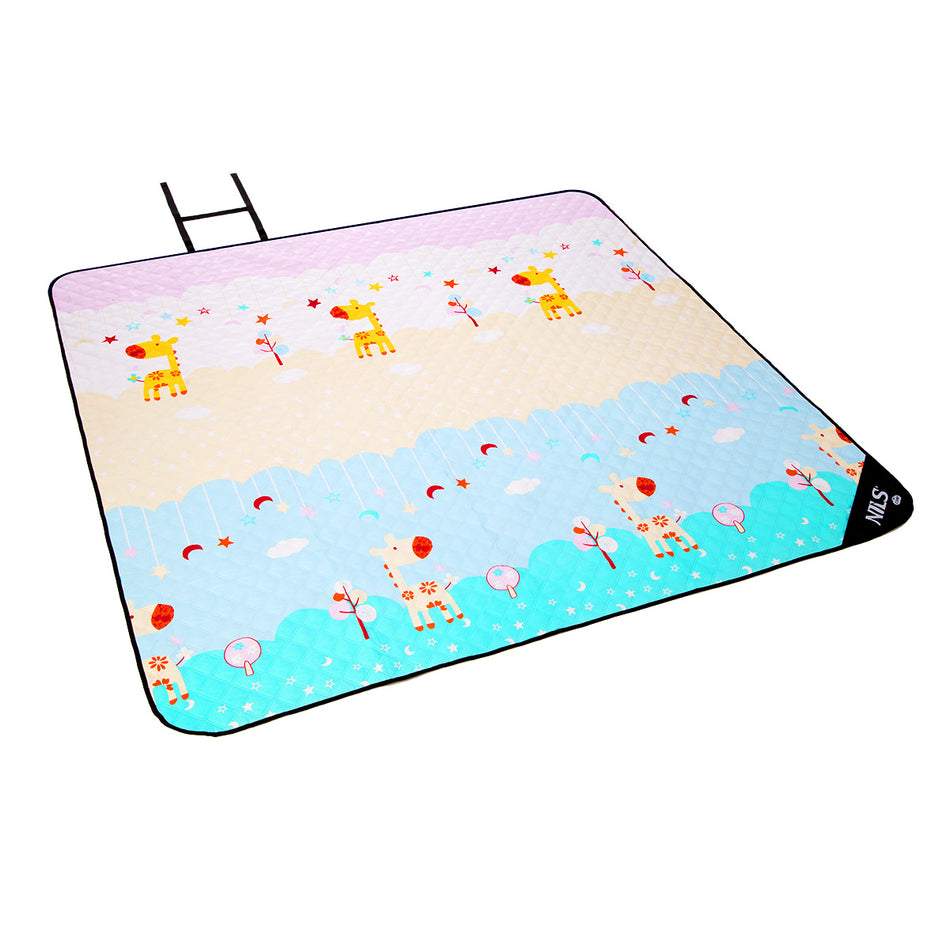 NC8028 GIRAFFE PICKNICKDECKE 195X200 CM NILS CAMP